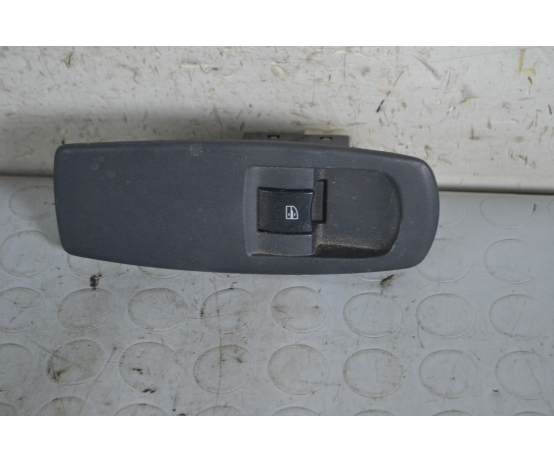 Pulsantiera Alzacristalli Anteriore DX Renault Koleos dal 2008 al 2013 Cod 80960jy50a  1659367297234