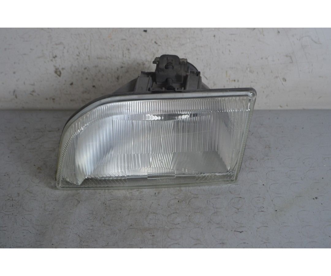 Faro Anteriore Interno SX Ford Fiesta III dal 1989 al 1996 Cod 6193001  1663338620648