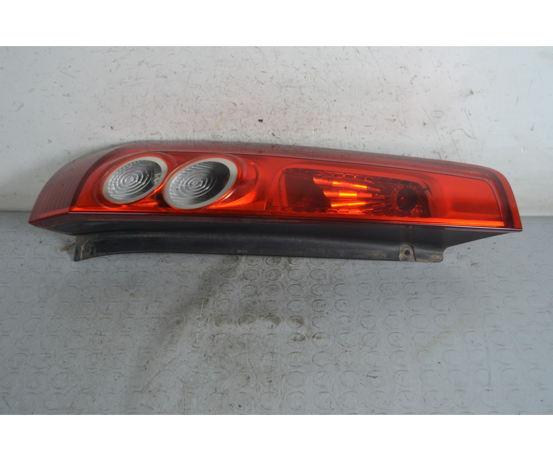 Fanale Stop posteriore SX Ford Fiesta V 3 porte dal 2006 al 2008 Cod 6s61-13405-b  1664462304640