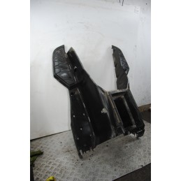 Carena Pedana Poggiapiedi Malaguti Madison 250 RS Dal 2004 al 2006  1674552026185