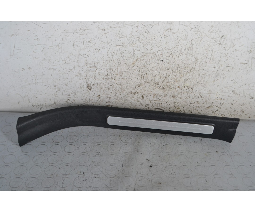 Battitacco posteriore DX Mercedes Classe A W169 Dal 2004 al 2012 Cod A1696801074  1676387691521