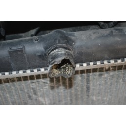 Gruppo Radiatori Peugeot 308 dal 2007 al 2014 Cod 9652918980  1677599576972