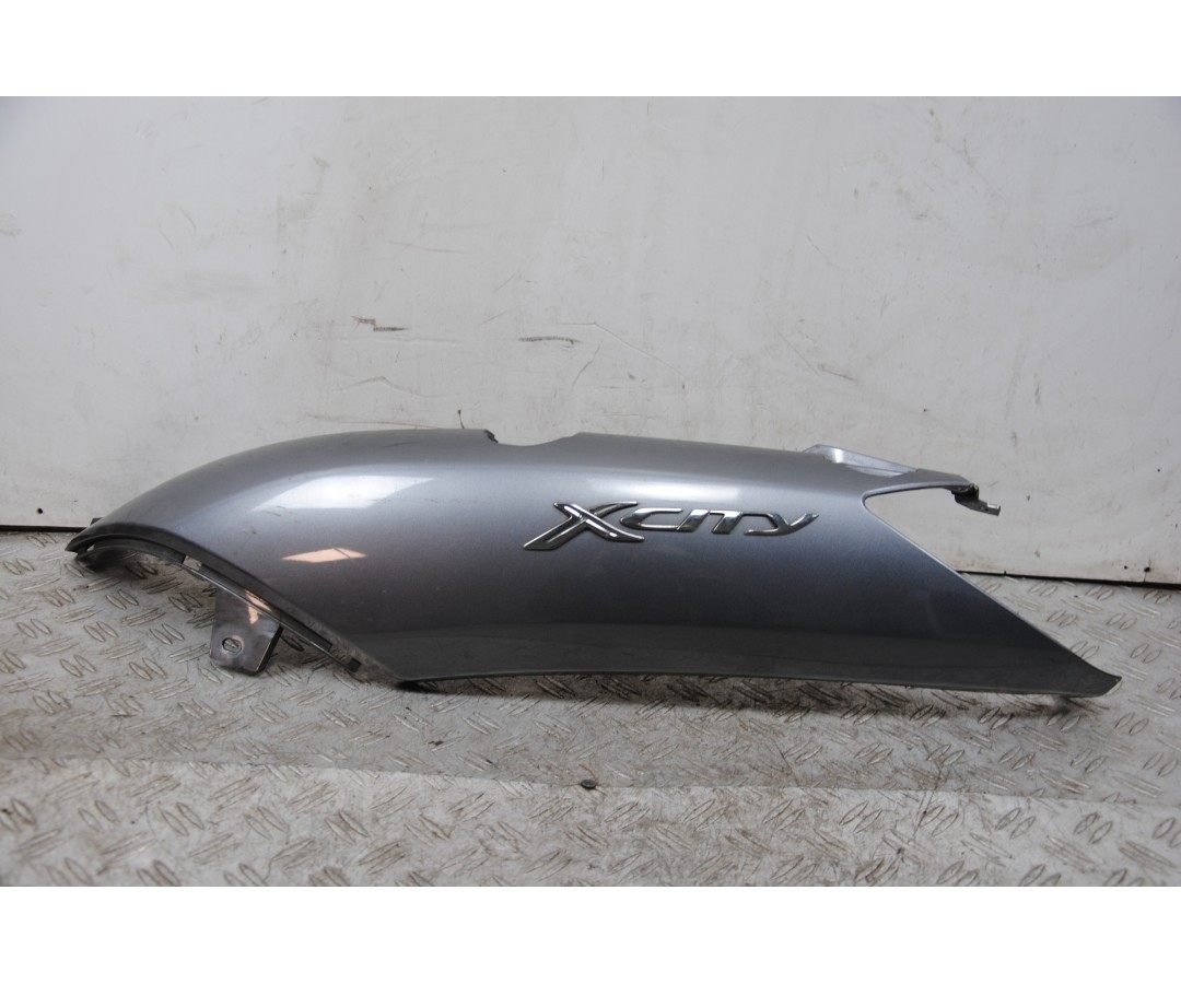 Carena Fianchetto Posteriore SX Yamaha X-City Xcity 250 Dal 2006 al 2016  1677751257442