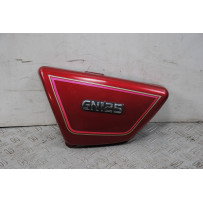 Carena Fianchetto Laterale Sx Suzuki GN125 dal 1993 al 1995 COD : 472111-05300  1677756832668