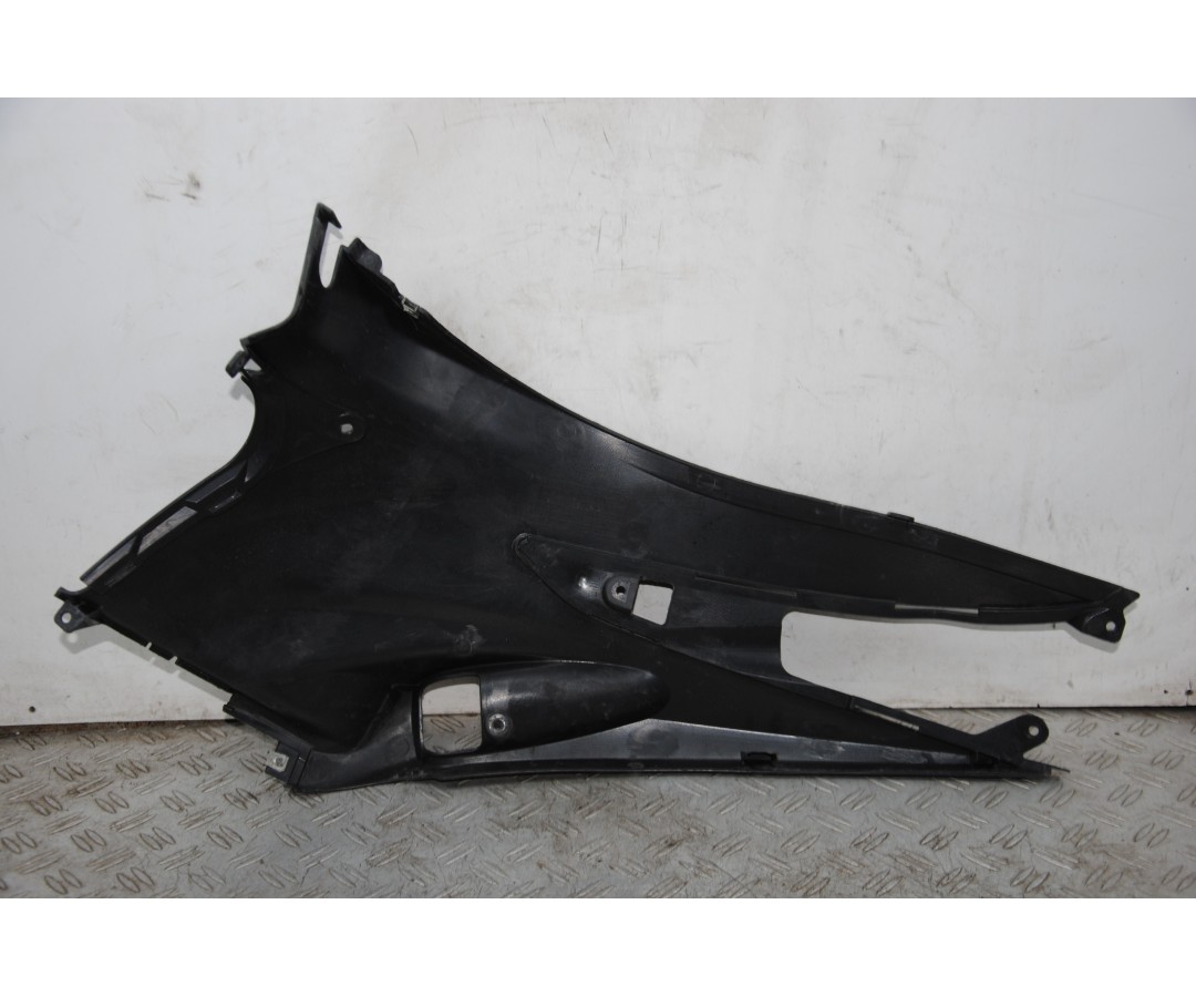 Carena Fianchetto Laterale DX Suzuki Sixteen 125 / 150 dal 2007 al 2014  1678188461464