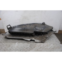 Carena Pedana Poggiapiedi Destra Piaggio MP3 125 / 250 / 300 / 400 / 500 dal 2009 al 2016  1678290873032