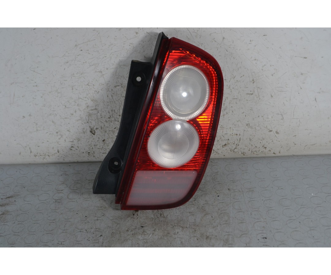 Fanale stop posteriore DX Nissan Micra K12 Dal 2002 al 2010 Cod 26550AX720  1678435799050