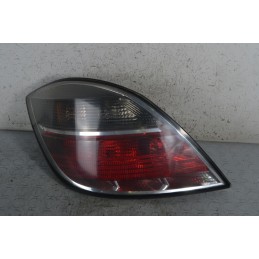 Fanale Stop Posteriore SX Opel Astra H 5p dal 2004 al 2011 Cod 13222324  1678699183411