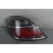 Fanale Stop Posteriore SX Opel Astra H 5p dal 2004 al 2011 Cod 13222324  1678699183411