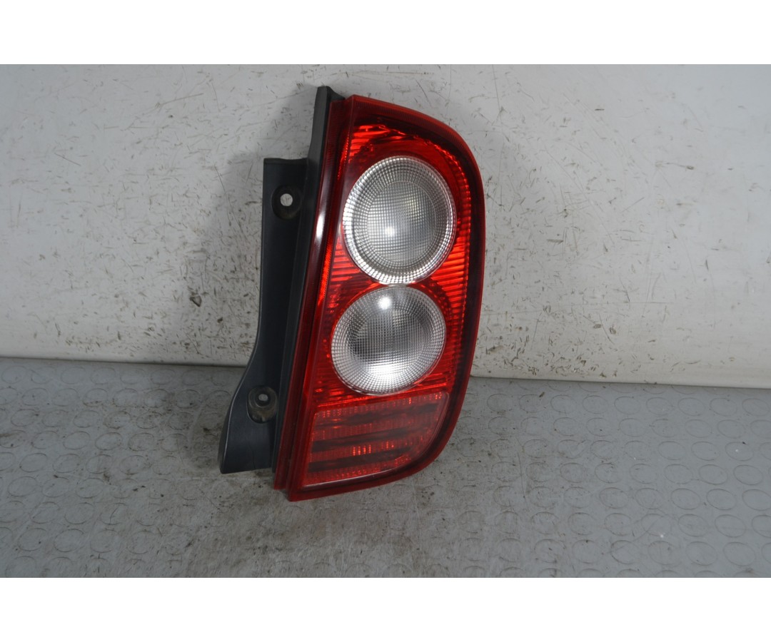 Fanale stop posteriore DX Nissan Micra K12 Dal 2002 al 2010 Cod 26550AX720  1678806093992