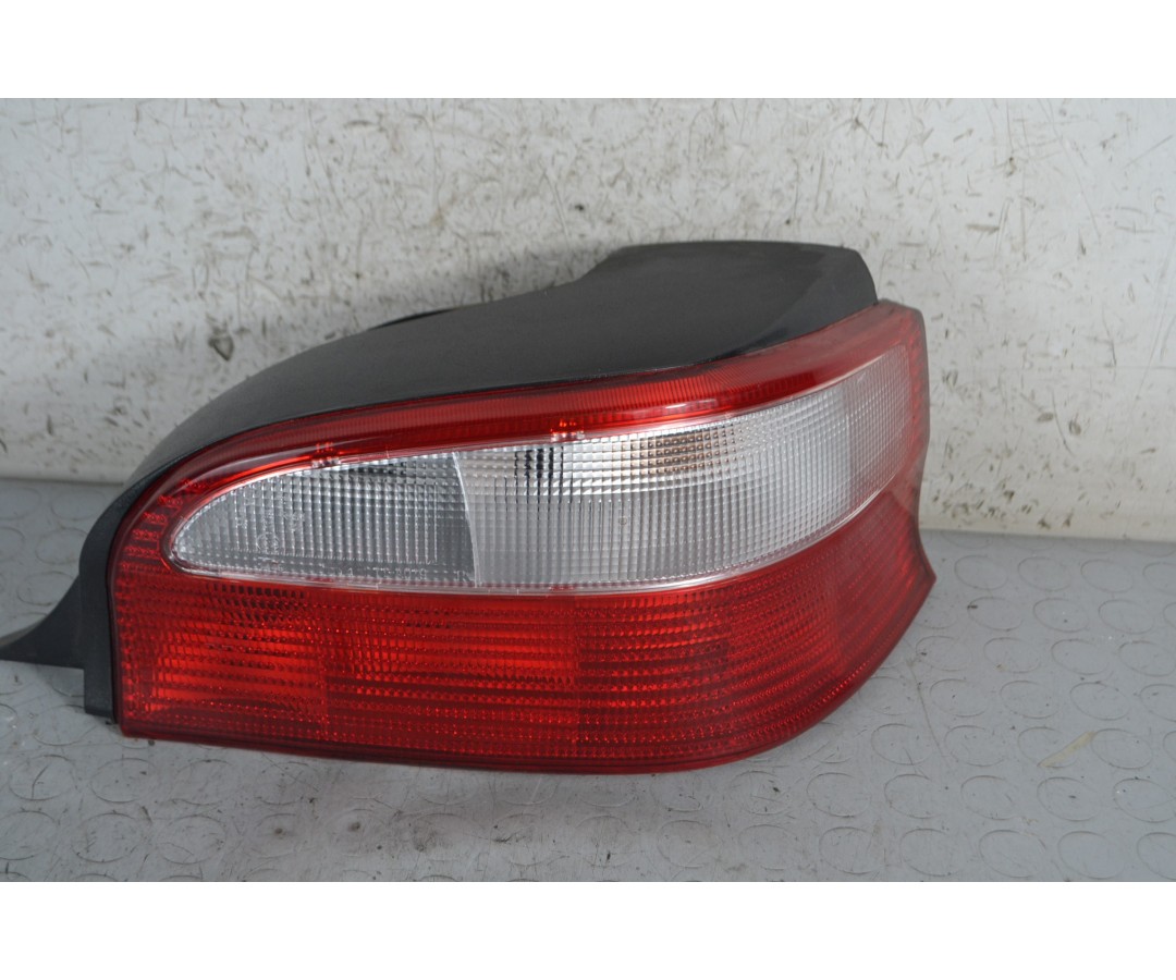 Fanale stop posteriore DX Citroen Saxo Dal 1999 al 2004 Cod 11A-019  1679045155847