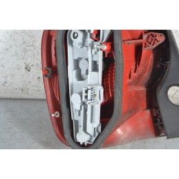 Fanale stop posteriore DX Renault Modus Dal 2004 al 2013 Cod 8200212204ca arancione  1679397164955