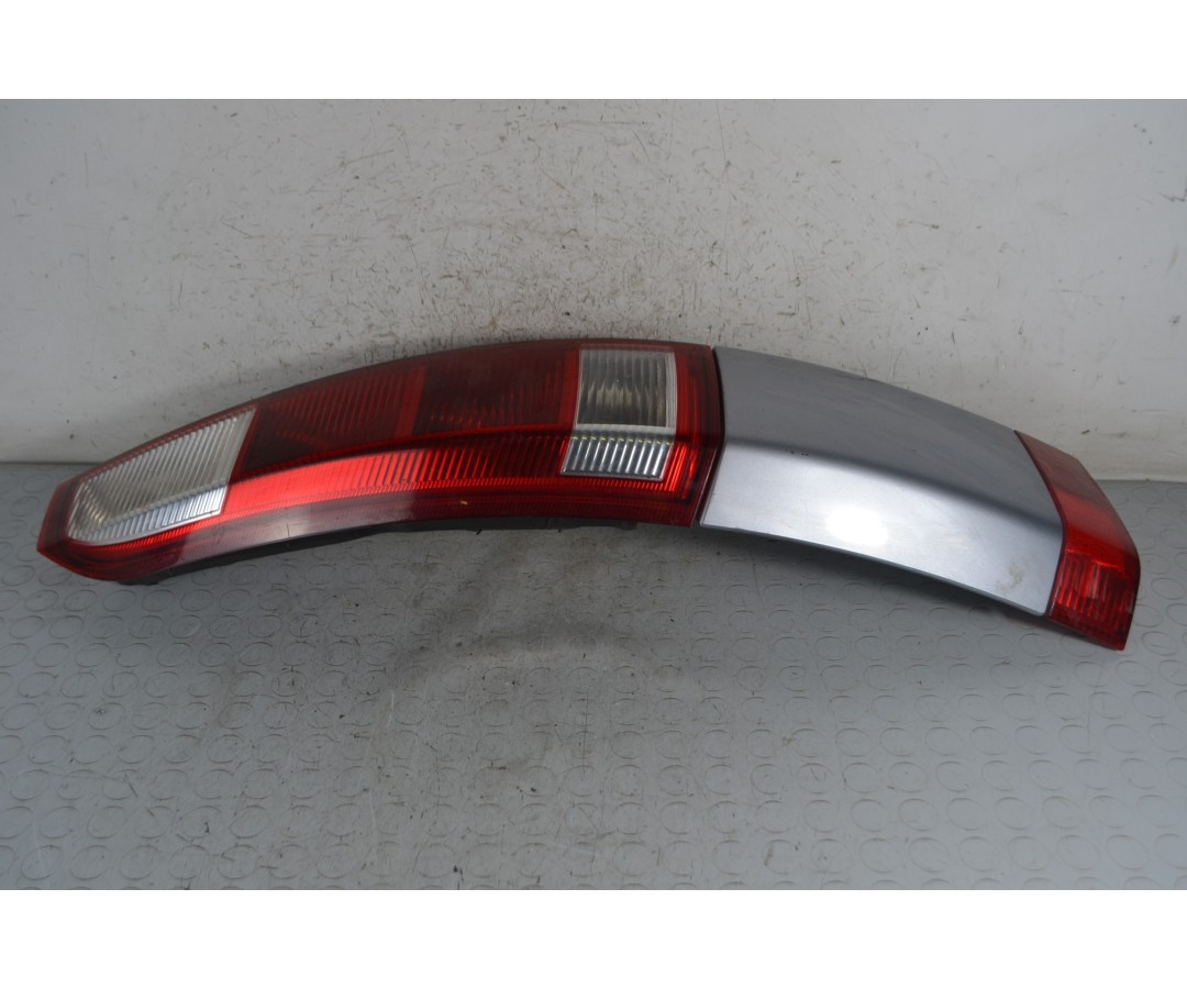 Fanale Stop Posteriore e fendinebbia Posteriore SX Opel Meriva A dal 2003 al 2010 Cod 93184712  1679584804237