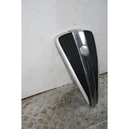 Carena Scudetto Anteriore Piaggio Beverly 300 dal 2001 al 2010  1679993124803