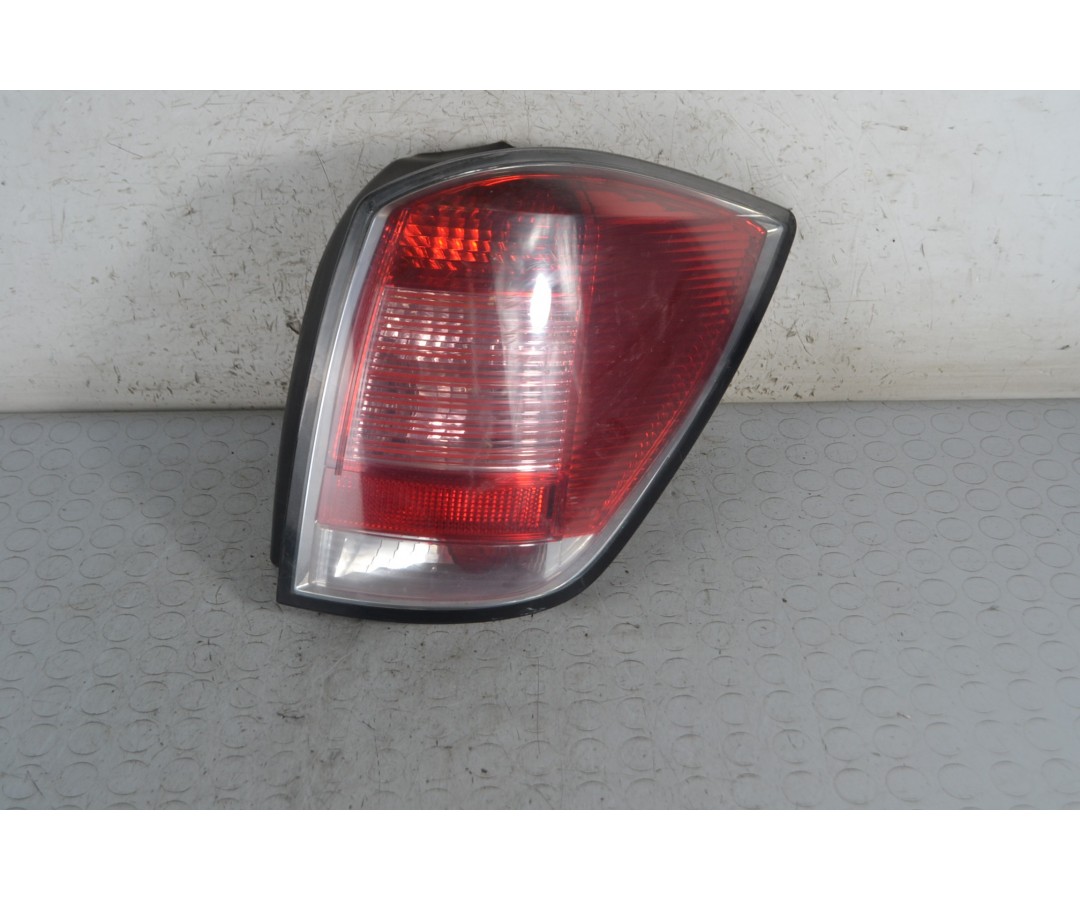 Fanale Stop posteriore DX Opel Astra H SW dal 2004 al 2011 Cod 24451840  1680249000673
