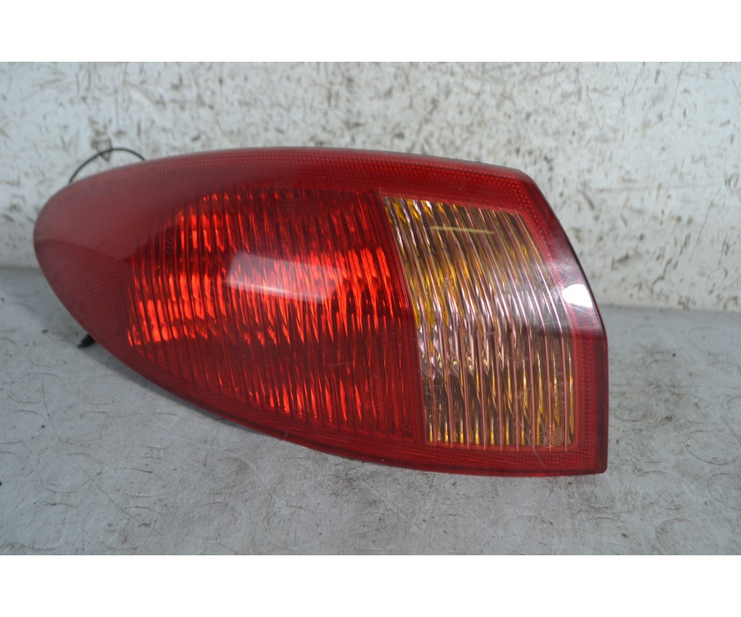 Fanale stop posteriore esterno SX Alfa Romeo 147 Dal 2000 al 2010 Cod 46556349  1681814402847