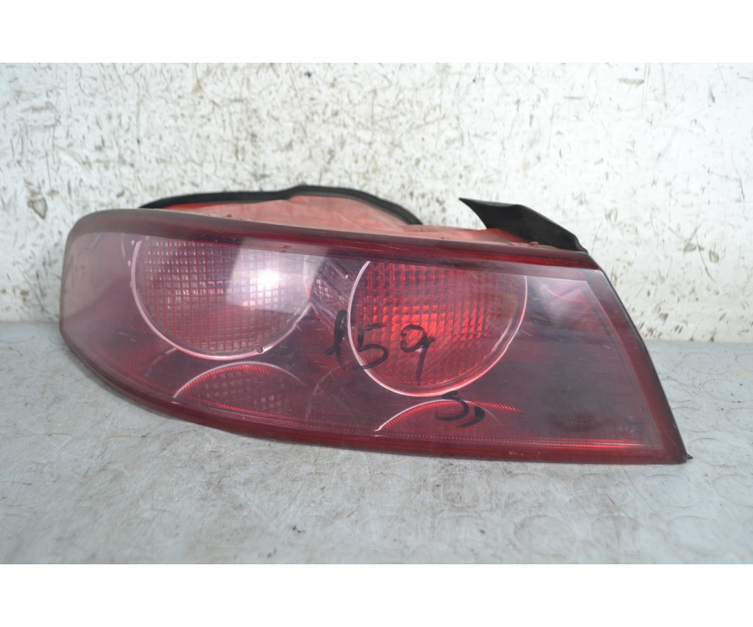 Fanale Stop Posteriore Esterno SX Alfa Romeo 159 Dal 2005 al 2011 Cod 50504821  1681828799445