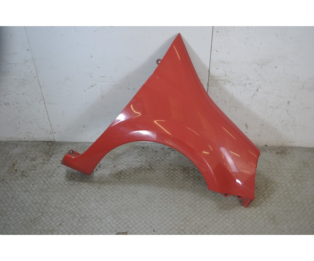 Parafango anteriore DX Renault Modus Dal 2004 al 2008 Colore rosso  1682000506264