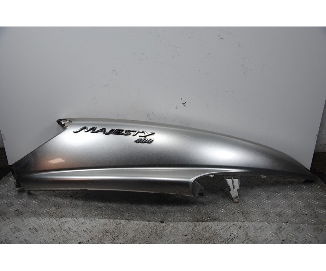 Carena Fianchetto Laterale posteriore DX Yamaha Majesty 400 dal 2004 al 2008  1682091689259