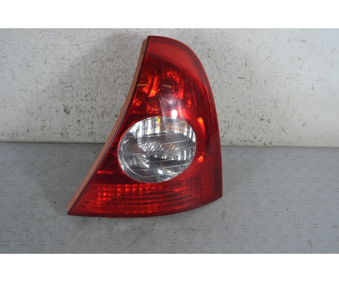 Fanale Stop Posteriore DX Renault Clio II dal 1998 al 2012 Cod 8200071413  1683879604624