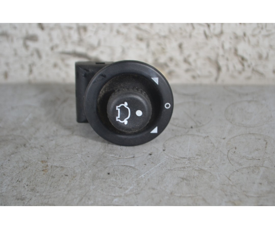 Pulsante Regolatore Specchietti esterni Ford Fiesta V dal 2002 al 2008 Cod 93bg17b676  1683904914551