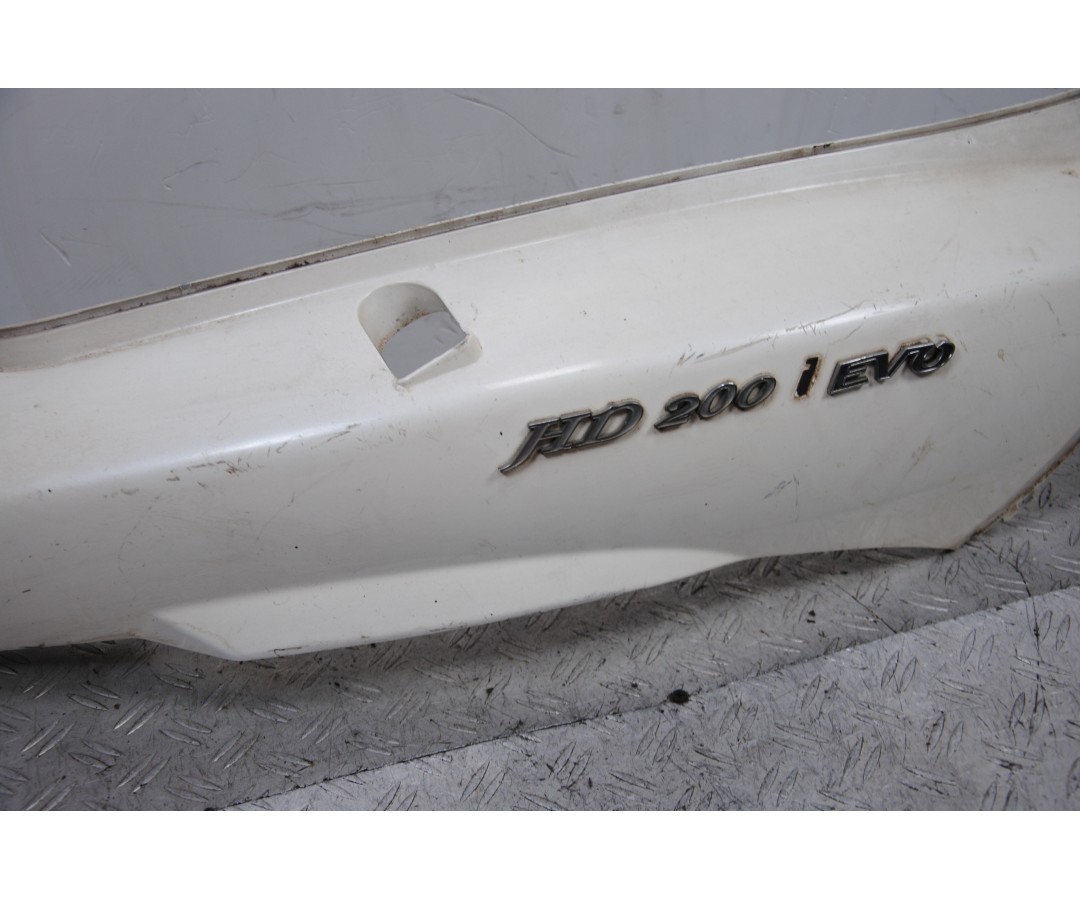 Carena Fianchetto Laterale DX Sym HD 200 EVO dal 2011 al 2016 COD : 83500-HHA-0000  1684837220351