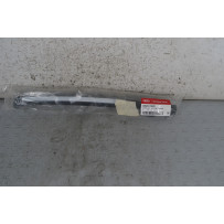 Supporto barra divisione guida vetro Porta posteriore DX Kia Sportage Dal 2010 al 2016 Cod 83520D9000  1684855208973