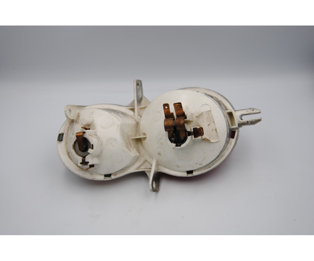 Fanale Stop Posteriore DX Yamaha Majesty 125 / 150 / 180 dal 1998 al 2006  1685093039886