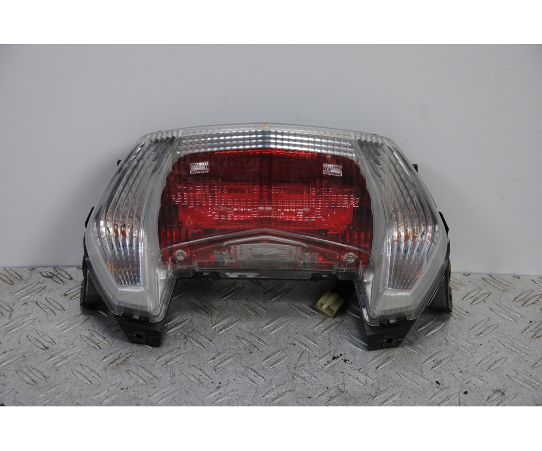 Faro Fanale Stop Posteriore Yamaha Tricity 125 dal 2014 al 2020  1687444256706