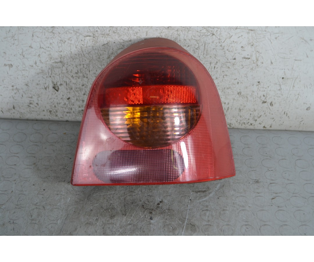 Fanale Stop Posteriore DX Renault Twingo I dal 2000 al 2007 Cod 8200338149  1688115835046