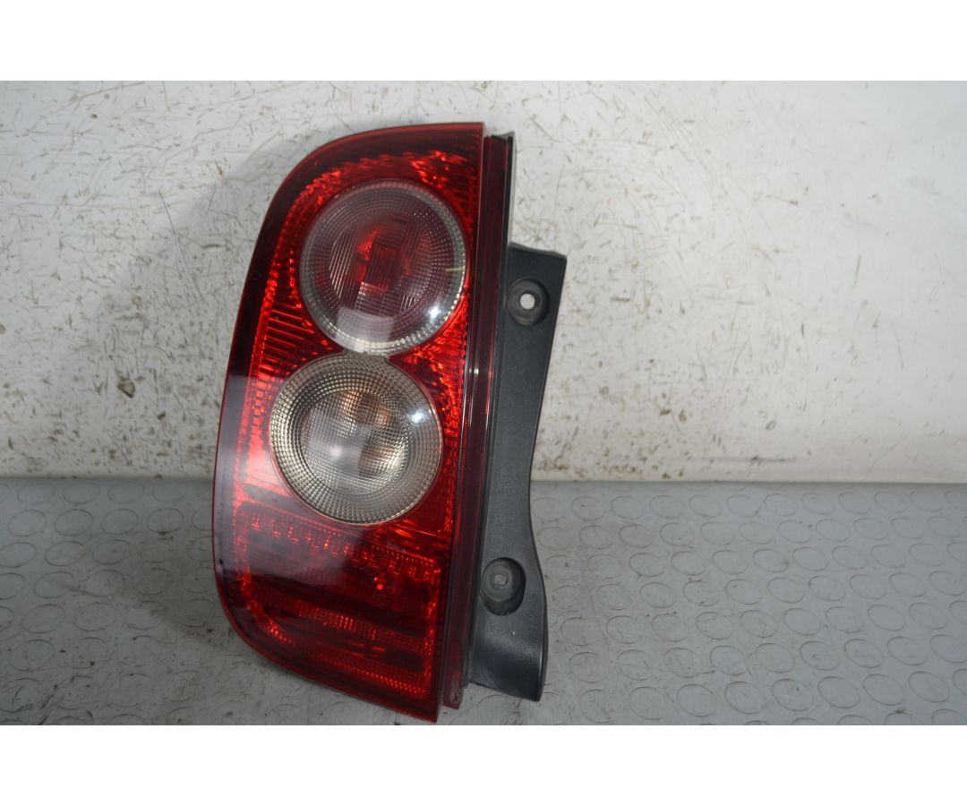 Fanale stop posteriore SX Nissan Micra K12 Dal 2002 al 2010 Cod 26555AX720  1692711517824