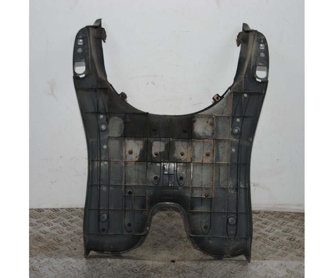 Carena Pedana Poggiapiedi Piaggio Liberty 50 dal 1997 al 2005 COD Piaggio 560950  1693555671819