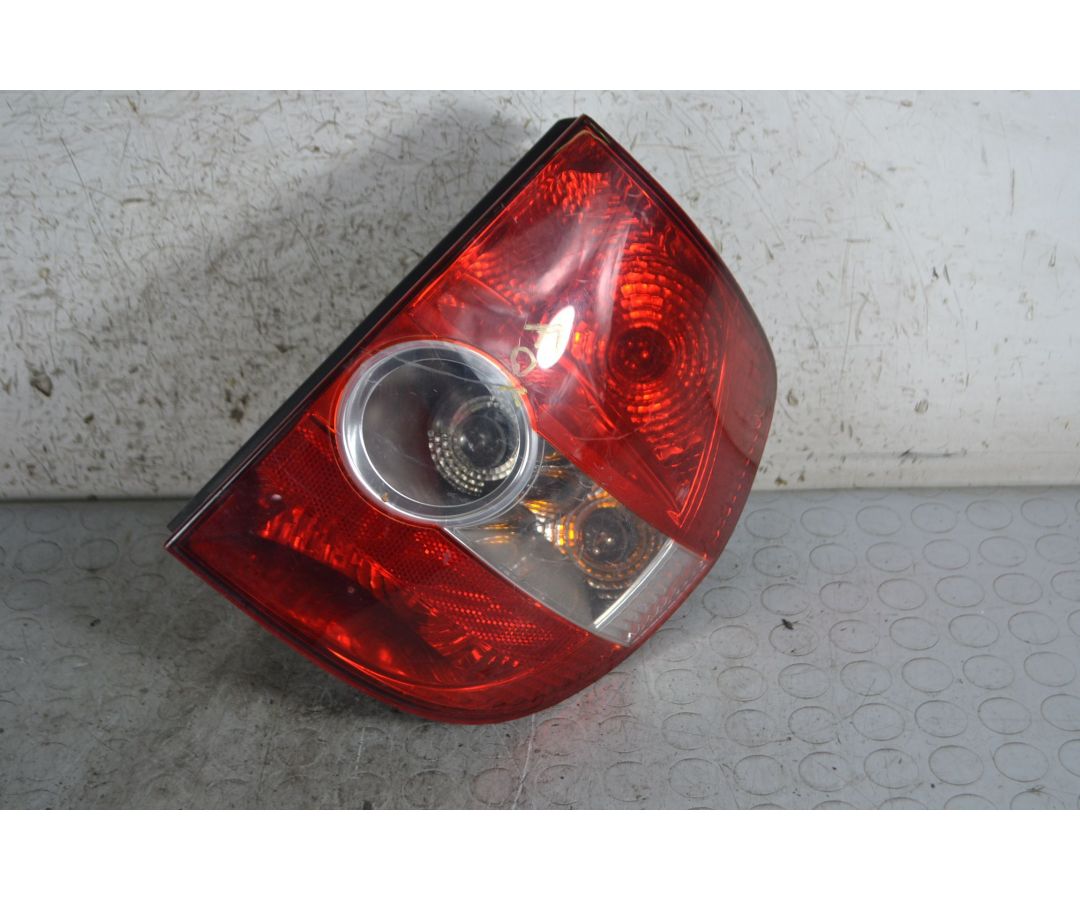 Fanale Stop Posteriore DX Volkswagen Fox dal 2003 al 2010 Cod 5Z0945112  1694072776704