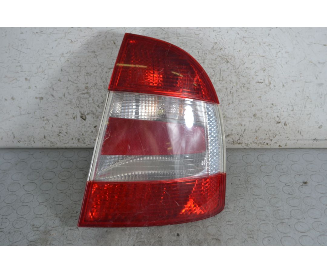 Fanale Stop Posteriore DX Skoda Superb dal 2001 al 2008 Cod 08-665-1906  1694681566154