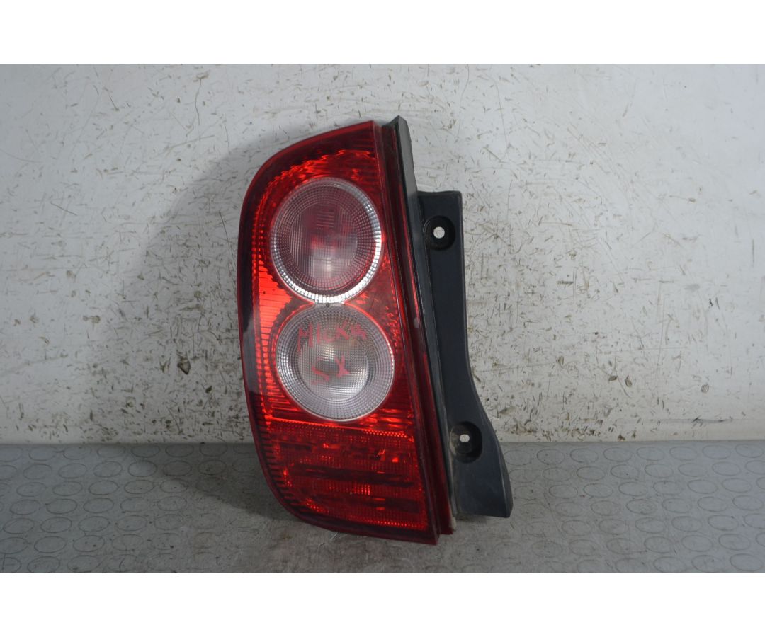 Fanale stop posteriore SX Nissan Micra K12 Dal 2002 al 2010 Cod 26555AX720  1694696365926