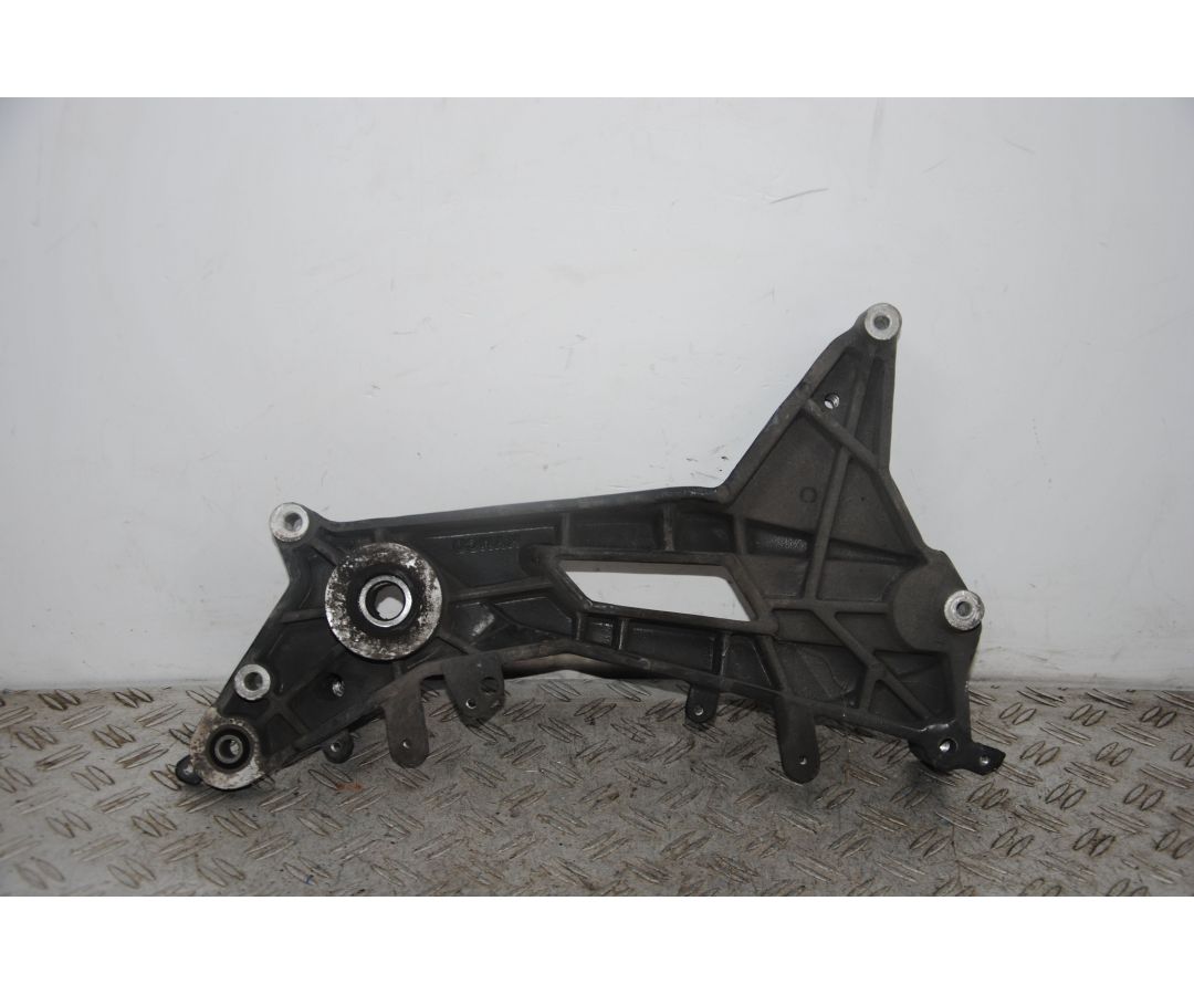 Staffa Supporto Marmitta Kymco X-town 300 Dal 2016 al 2020  1694771205451