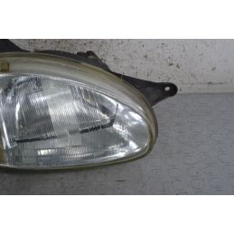 Faro Anteriore DX Opel Corsa B dal 1993 al 2000 Cod 90444787  1695033644957