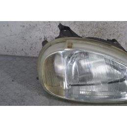 Faro Anteriore DX Opel Corsa B dal 1993 al 2000 Cod 90444787  1695033644957