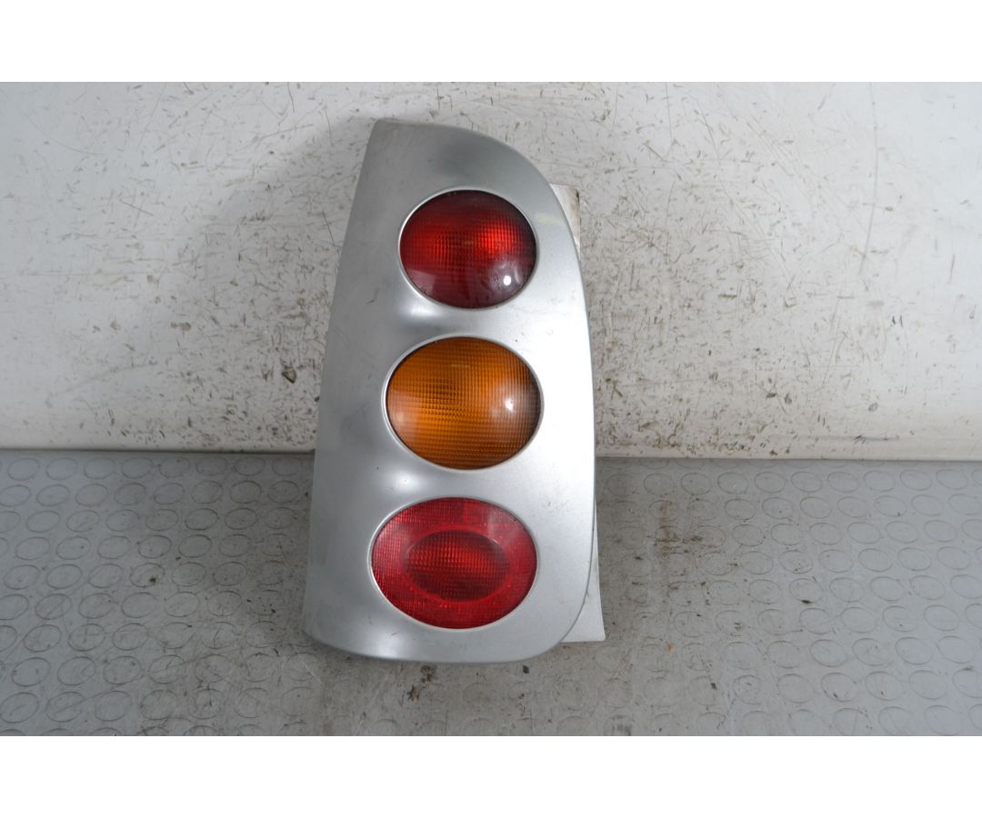 Fanale Stop posteriore SX Smart ForTwo W450 dal 1997 al 2002 Cod Q0012860V001000000  1695110793264