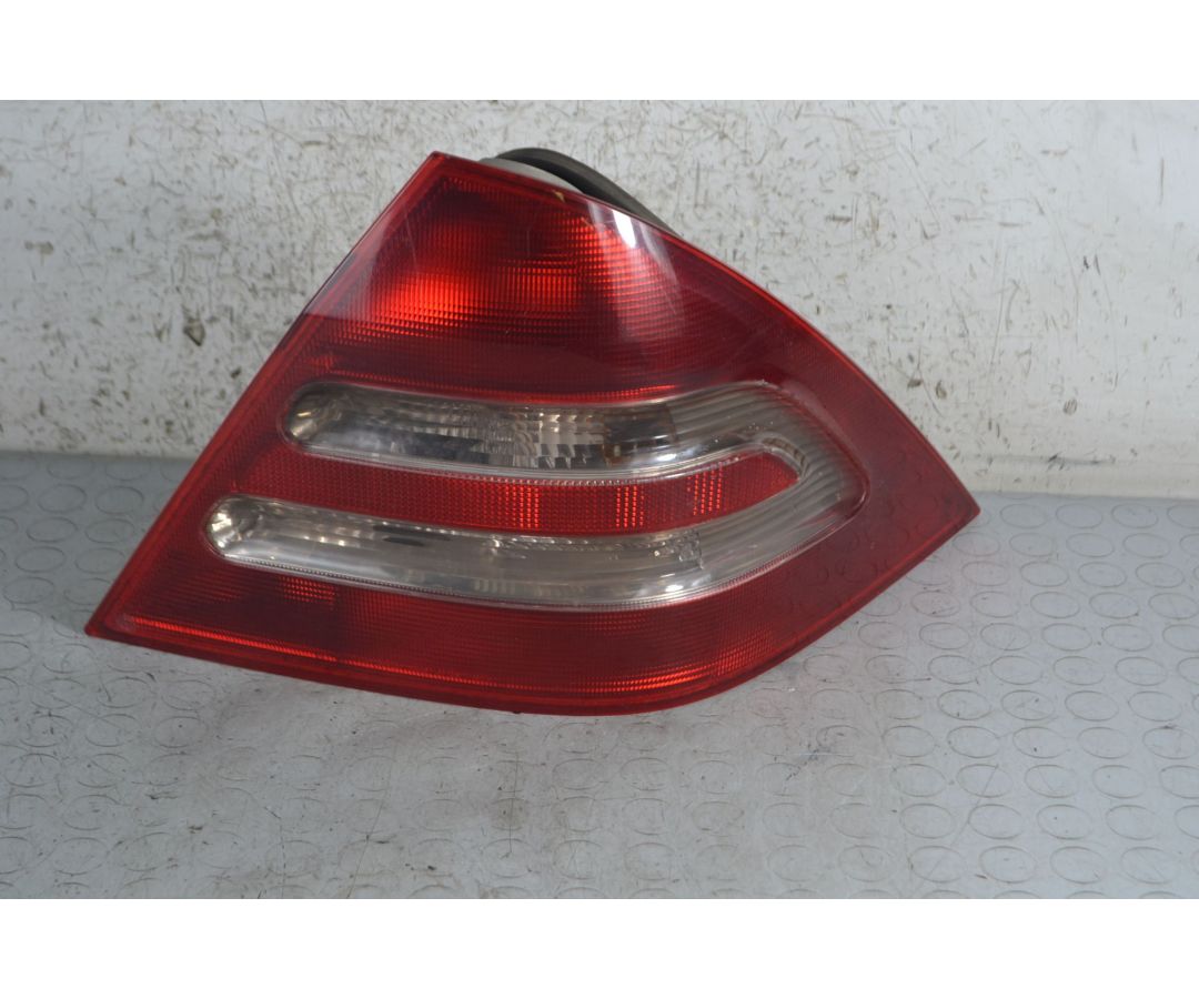 Fanale Stop posteriore DX Mercedes Classe C W203 dal 2000 al 2007 Cod A2038200264  1695113583442
