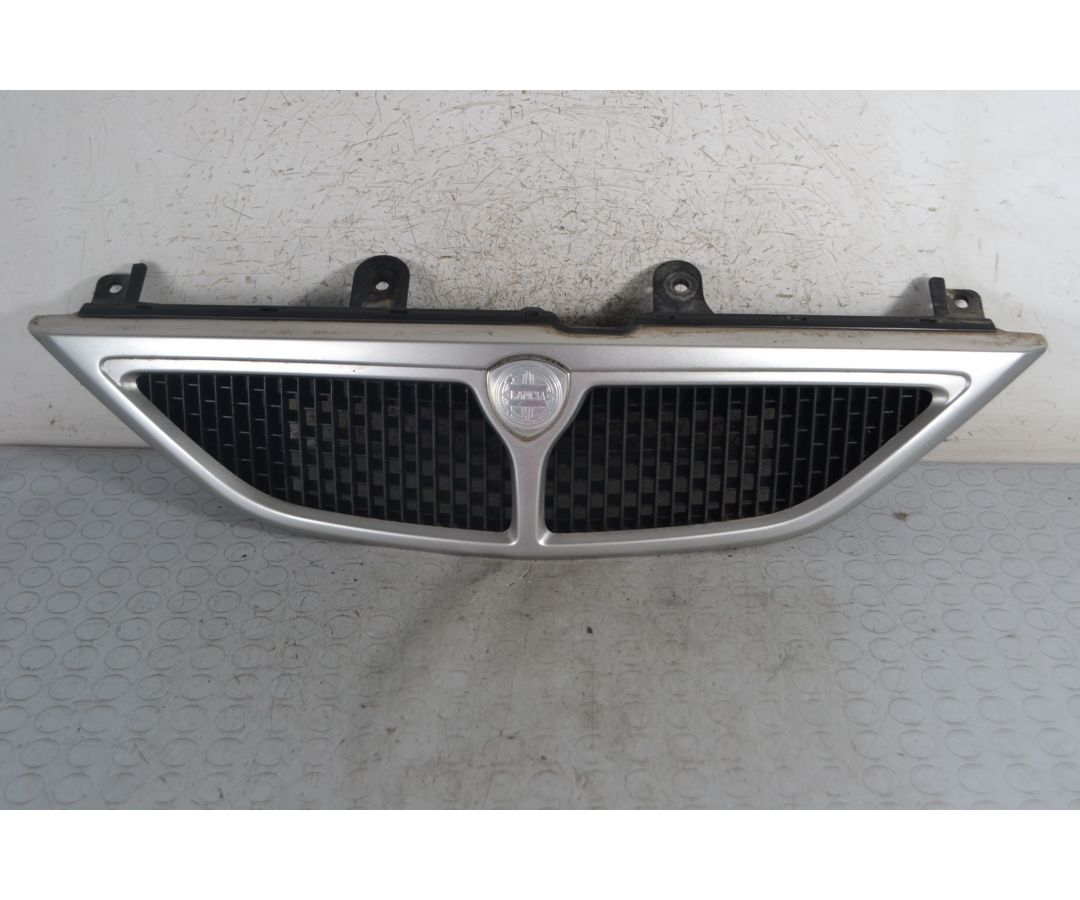 Griglia Anteriore Lancia Y dal 1995 al 2000  Cod 46522599  1695131334347