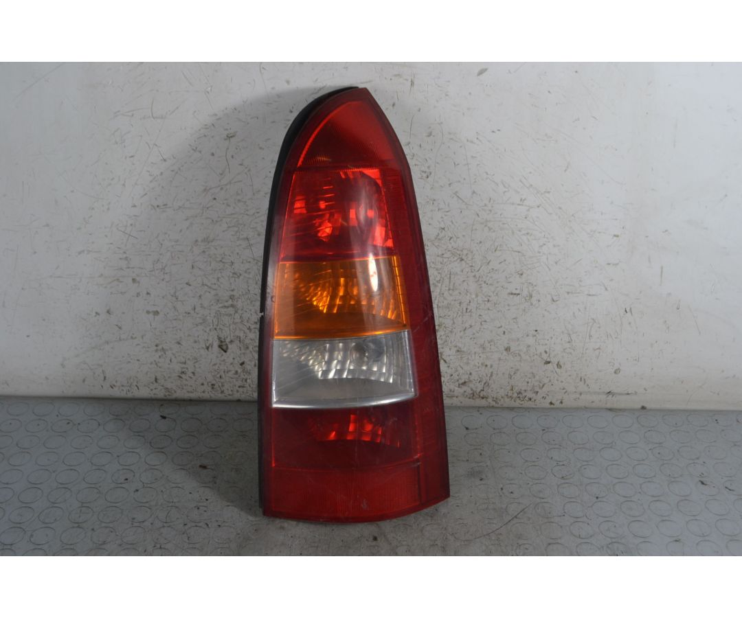 Fanale Stop Posteriore DX Opel Astra G SW dal 1998 al 2006 Cod 9117211  1695205205344
