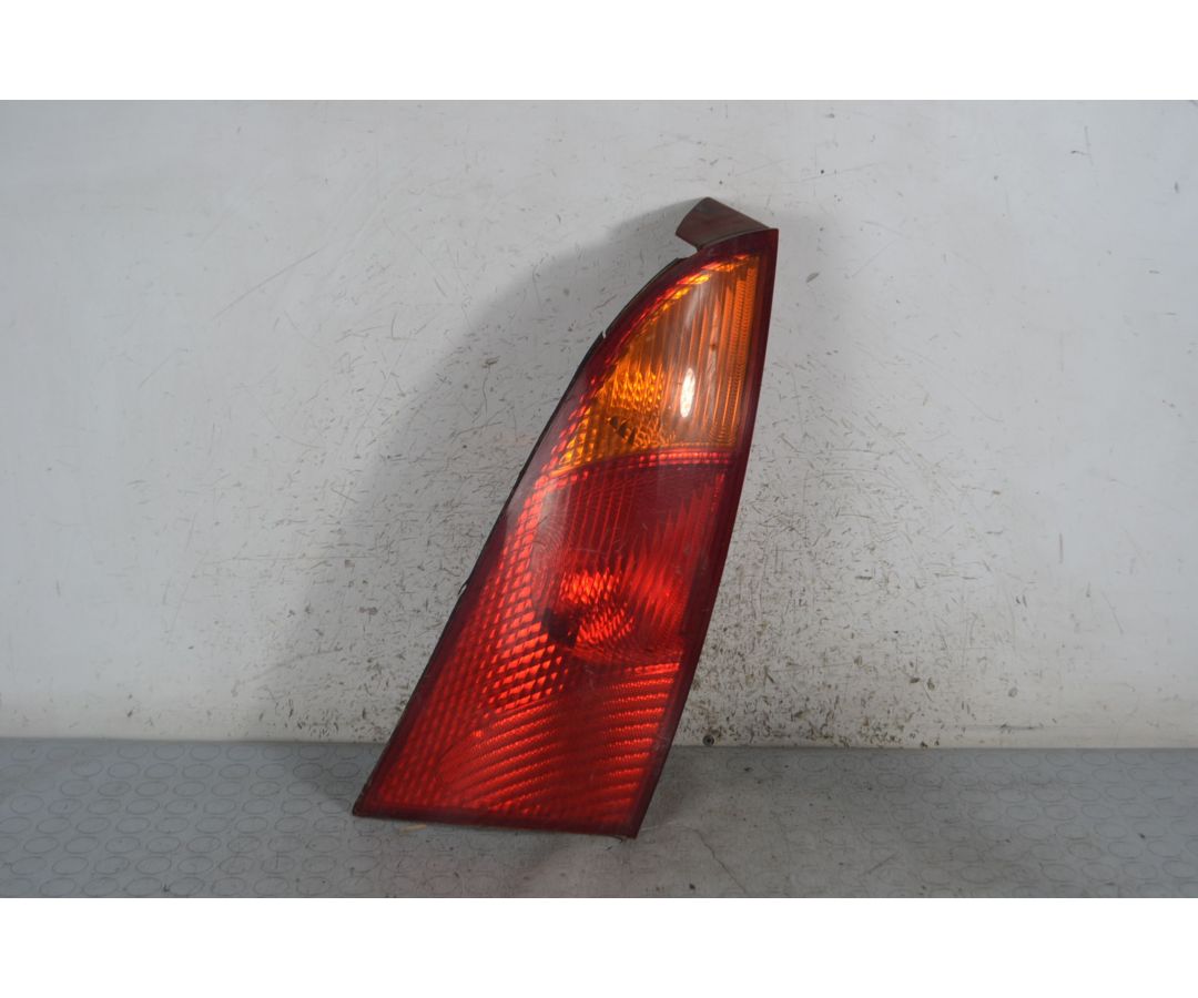 Fanale Stop Posteriore DX Ford Focus I dal 1998 al 2005 Cod 1214226  1695309155514