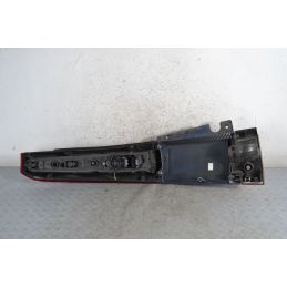 Fanale Stop Posteriore e Fendinebbia Posteriore DX Opel Meriva A dal 2003 al 2010 Cod 93184713  1695651488834