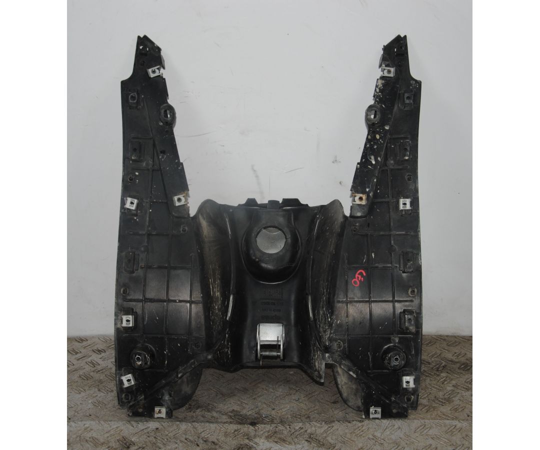 Carena Pedana Poggiapiedi Aprilia Leonardo 125 / 150 dal 1997 al 2007 COD DIS 101962  1695716813991