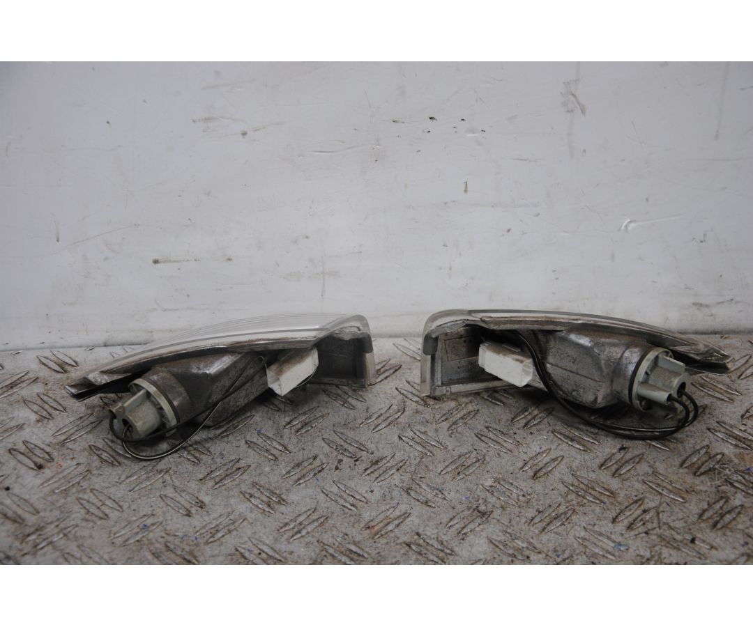 Coppia Frecce Posteriori Derbi Boulevard 125 Dal 2009 al 2017  1695912442070