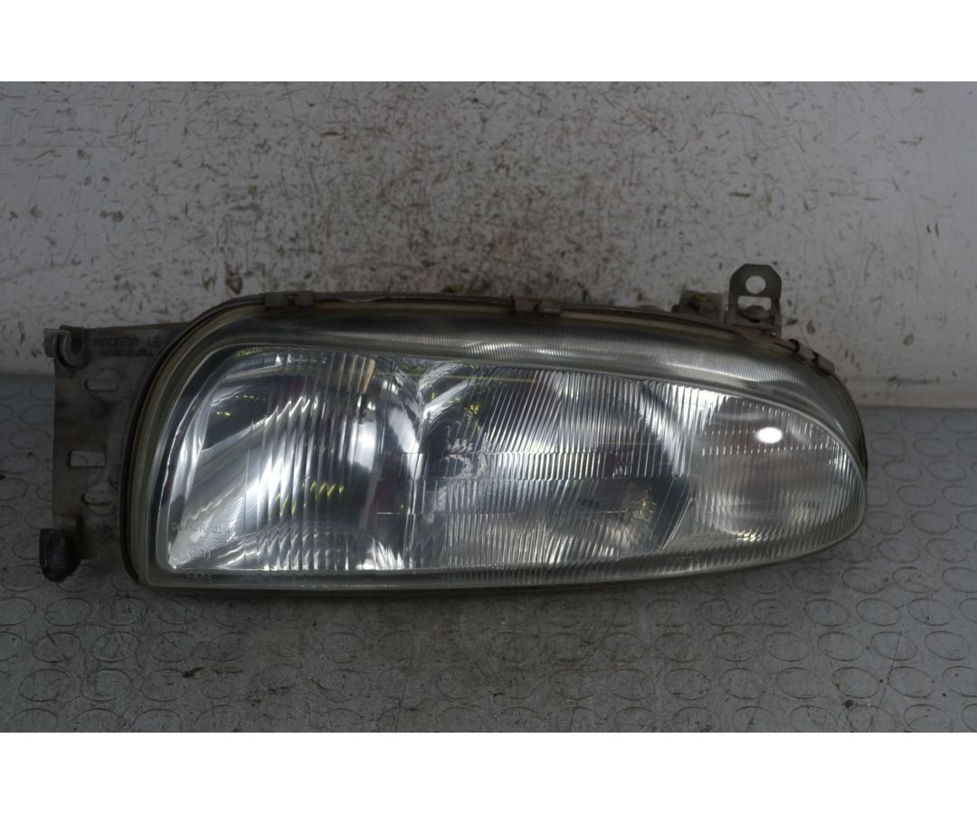 Faro anteriore SX Ford Fiesta IV Dal 1995 al 2002 Cod 1042631  1696411910886