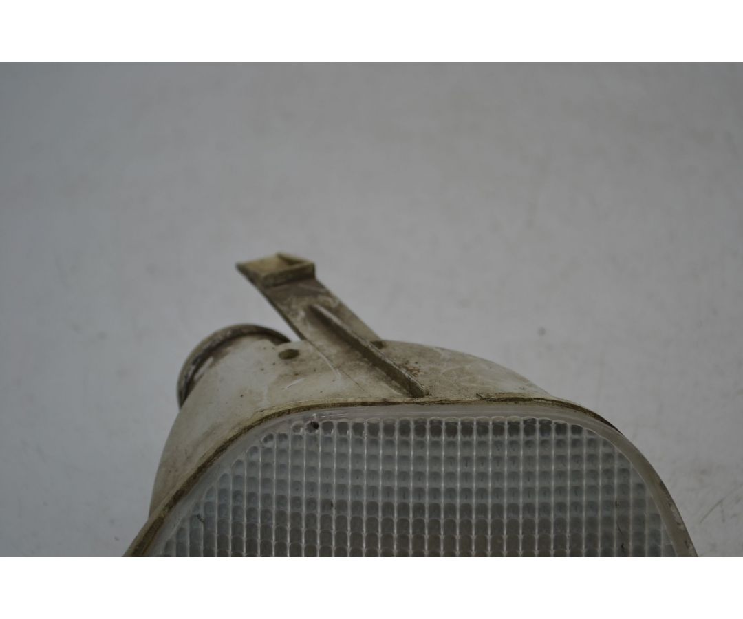 Fanale Retromarcia Posteriore DX Ford Focus Dal 1998 al 2005 Cod 1M51-15K272-A  1697204401789