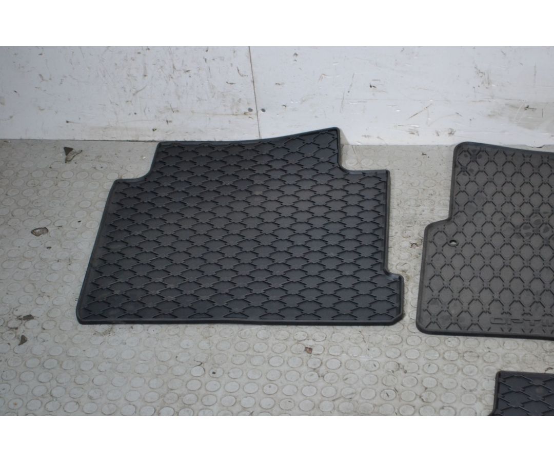 Set 4 Tappetini in Gomma Kia Optima dal 2011 al 2015 Cod D4131ADE00  1697538523706