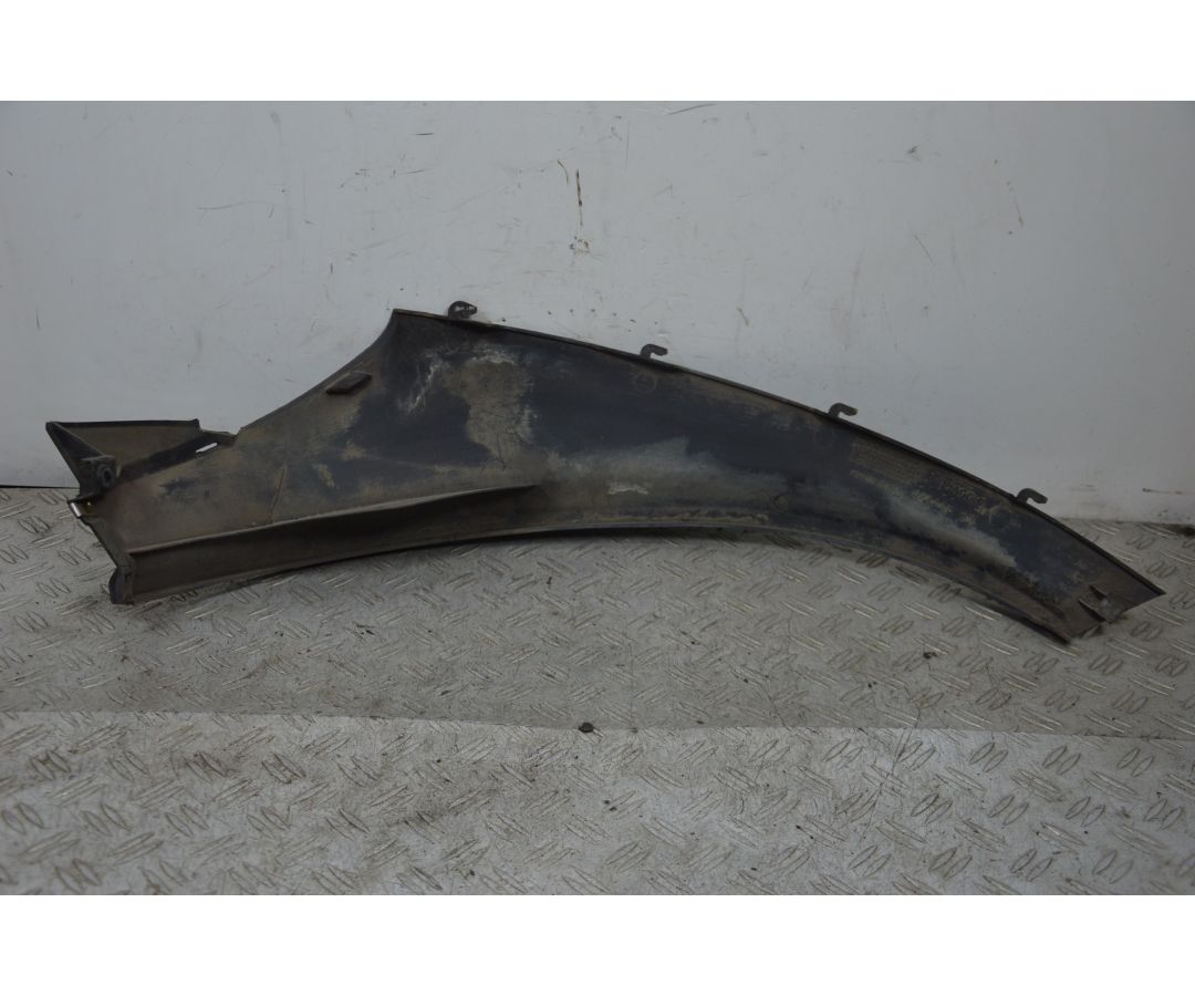 Carena Fianchetto Posteriore Inferiore Sinistro Piaggio MP3 250 Dal 2009 al 2016 COD Piaggio 624448  1699353787134